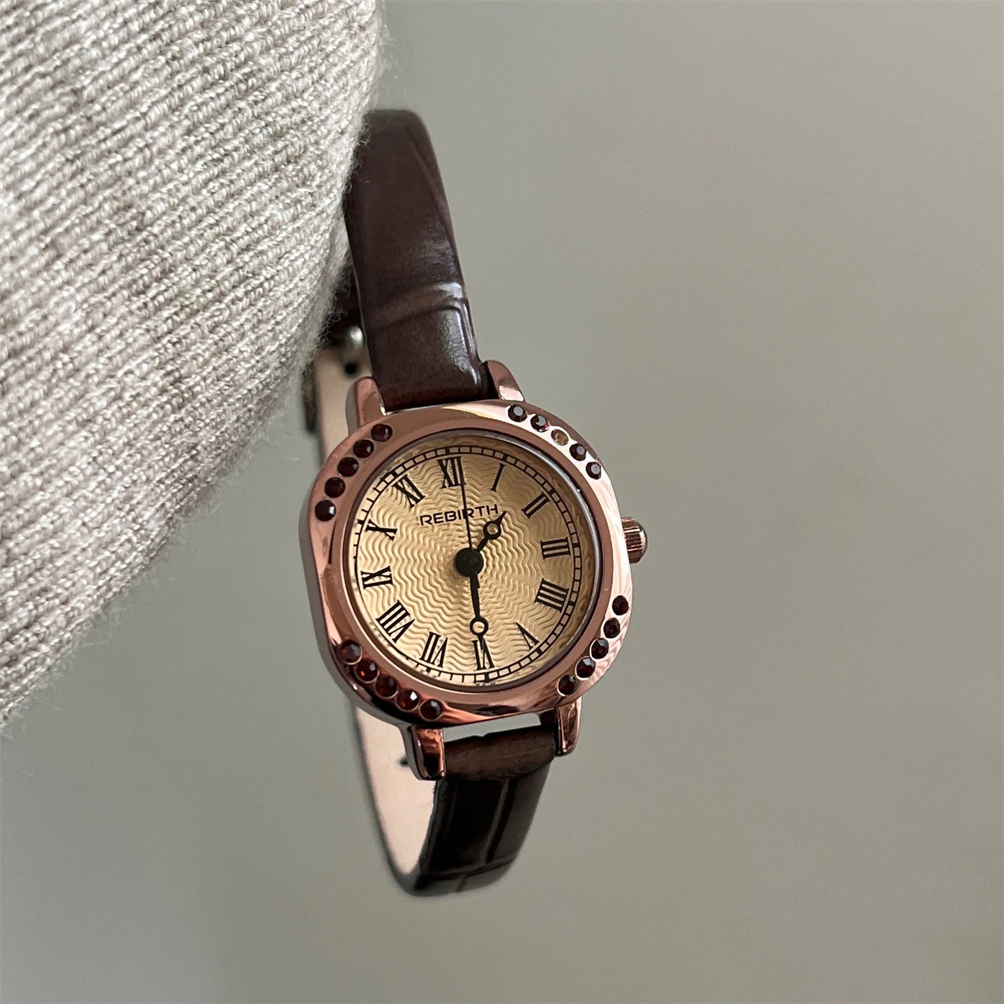 Brown retro square watch female student simple ins Korean temperament light luxury small high value watch