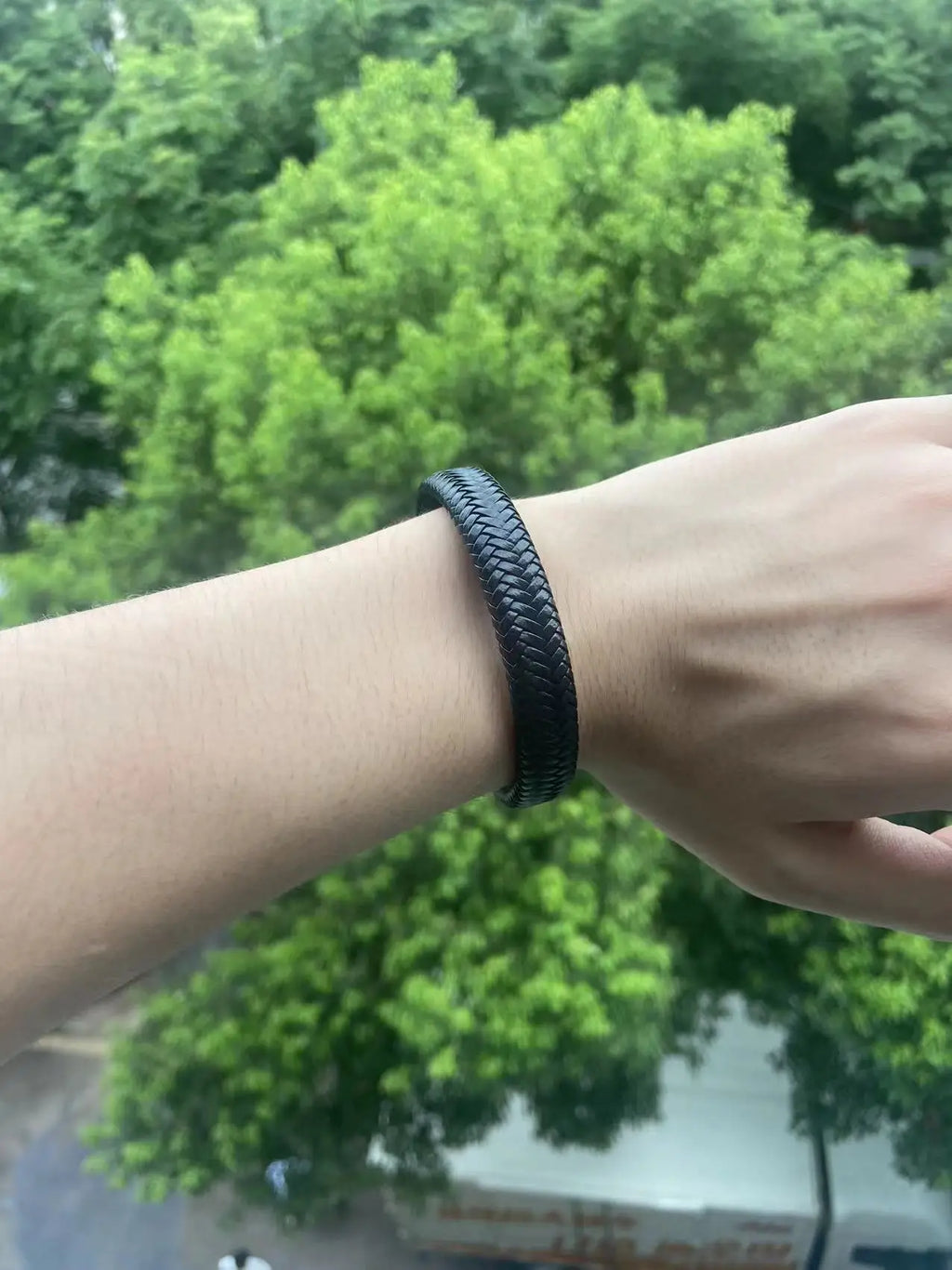 Bracciale magnetico in pelle PU nera da uomo maturo, stabile ed elegante, il miglior regalo per gli uomini 