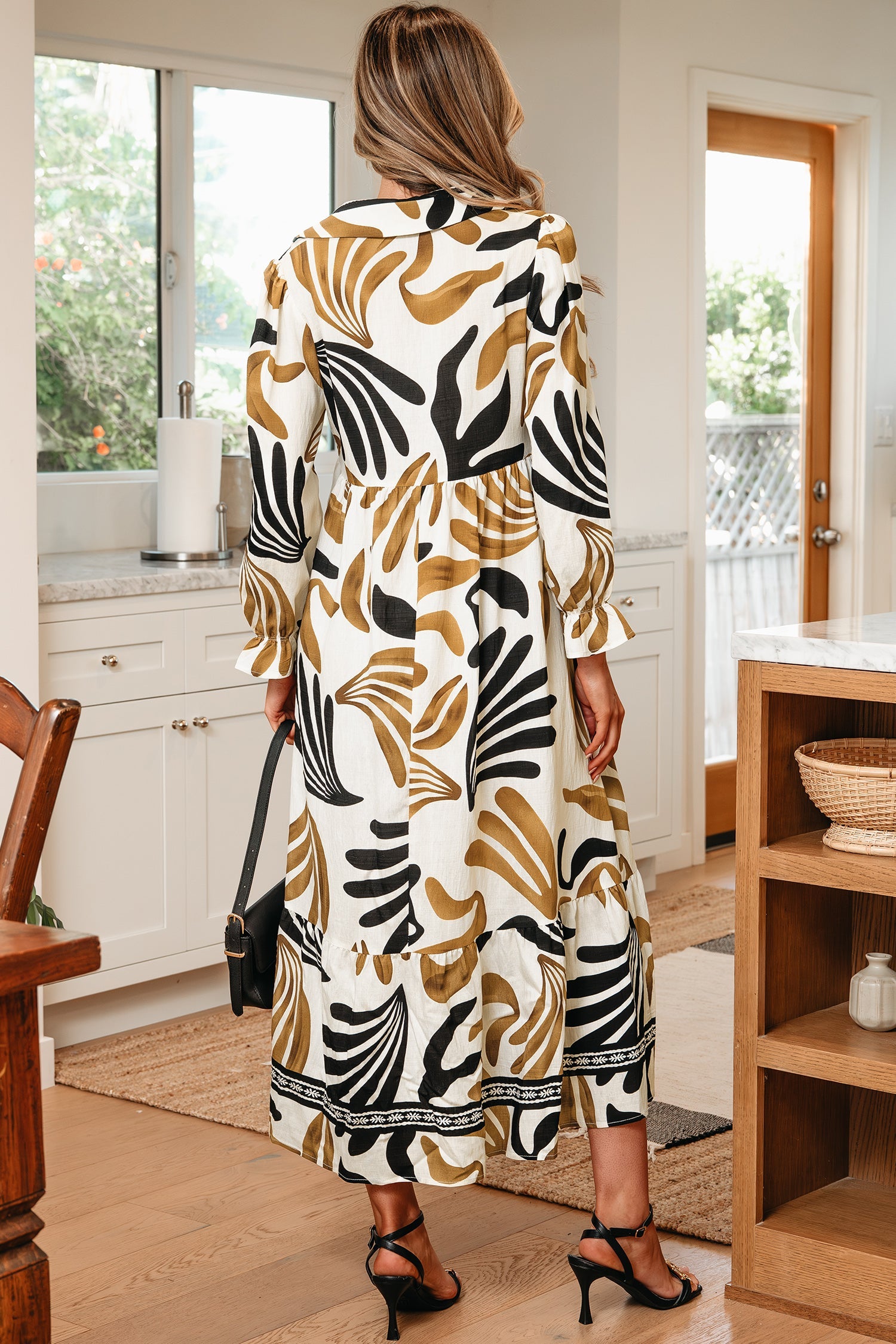 Tropical Contrast Trim Ruffle Hem Dress