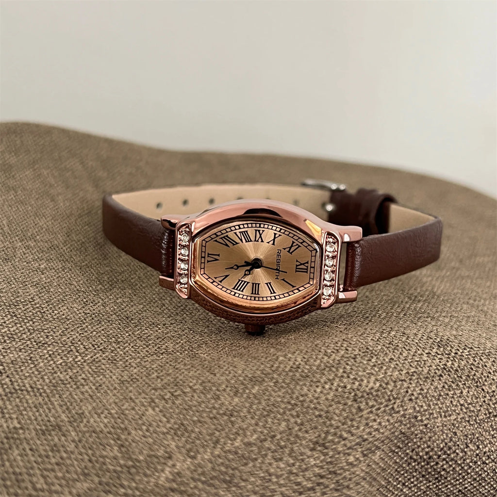 Orologio quadrato retrò marrone da donna, semplice, con temperamento coreano, leggero, di lusso, piccolo, di alto valore 