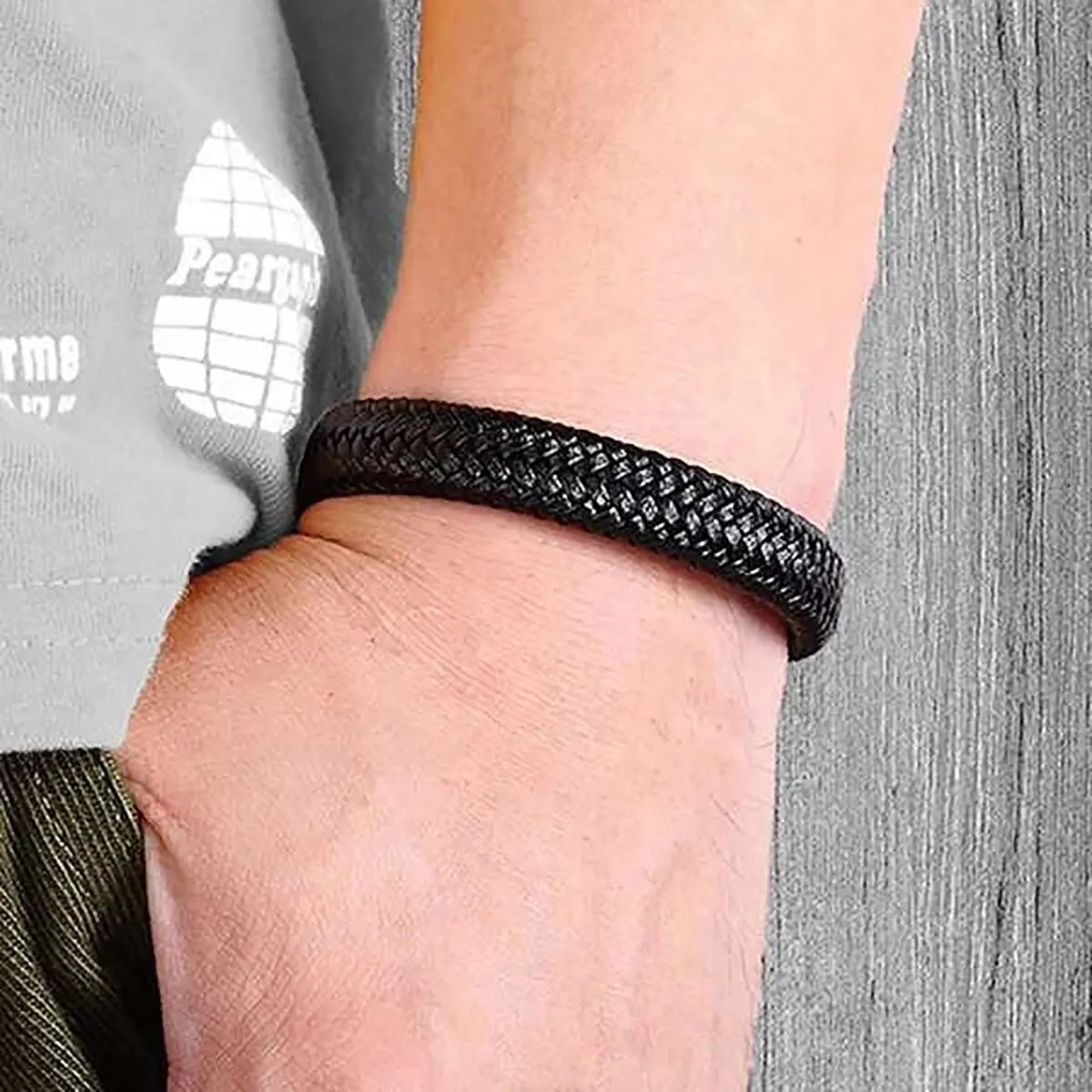 Bracciale magnetico in pelle PU nera da uomo maturo, stabile ed elegante, il miglior regalo per gli uomini 