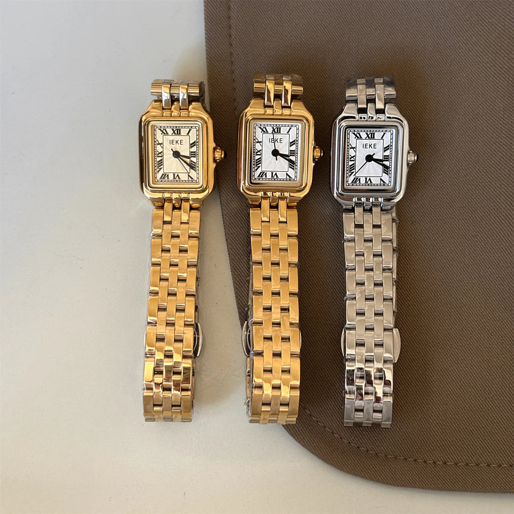 Versione coreana di un orologio da donna retrò in metallo leggero e di lusso con quadrante quadrato, dal design di nicchia di alto valore 