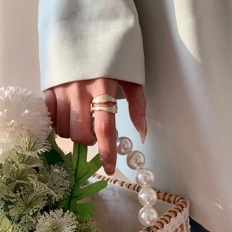 1 anello aperto regolabile geometrico in metallo smaltato bianco vintage a forma irregolare per donna e ragazza, gioielli alla moda, regali di compleanno 
