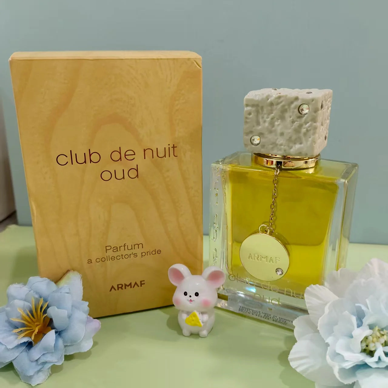 Armaf Club De Nuit Oud Filomon perfume for Arab Women perfume for Filomon Cologne for Men