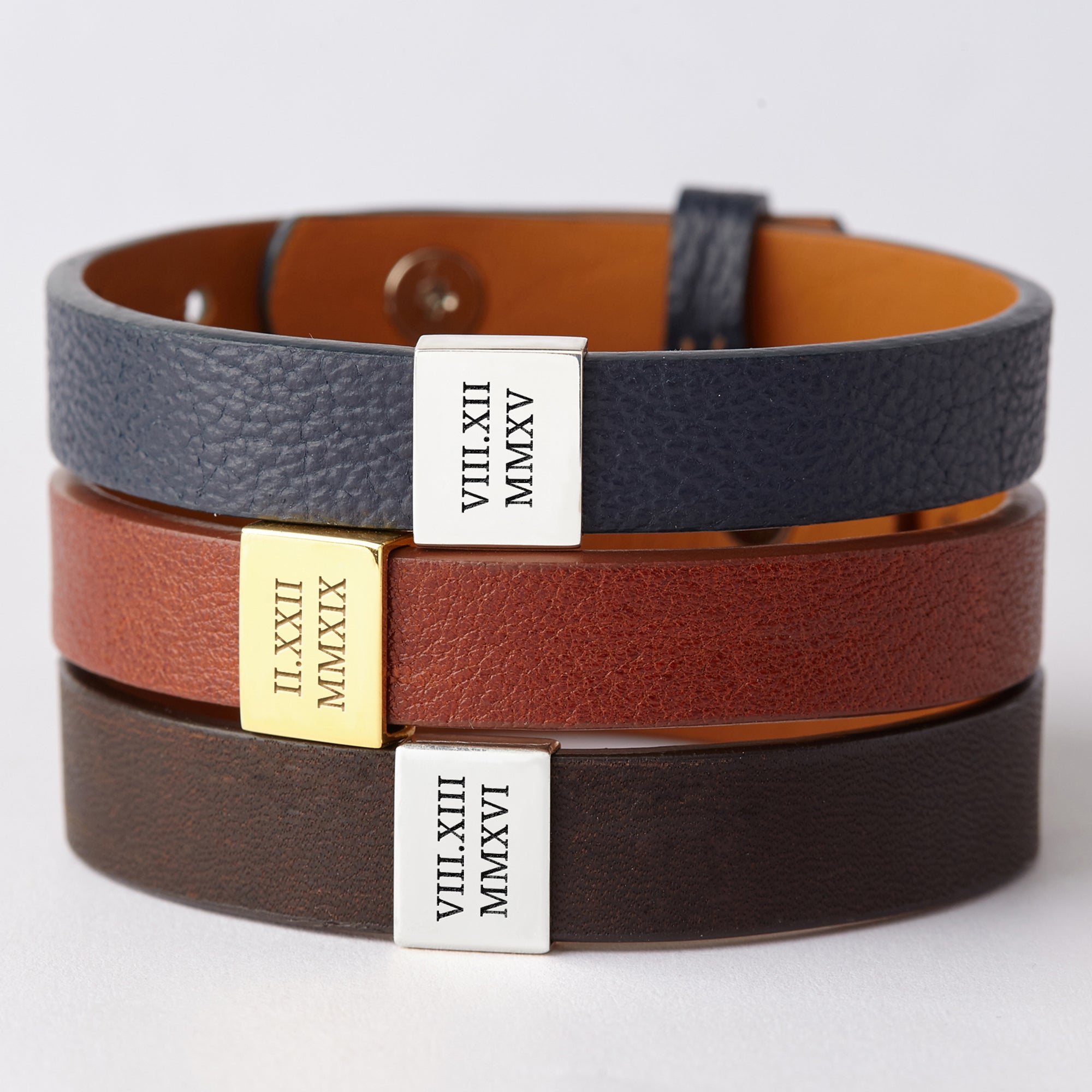 Braccialetto in pelle personalizzato con numeri romani, regalo di San Valentino per il fidanzato