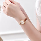 Vivienne Westwood Orologio da donna elegante e raffinato con cinturino in pelle marrone 