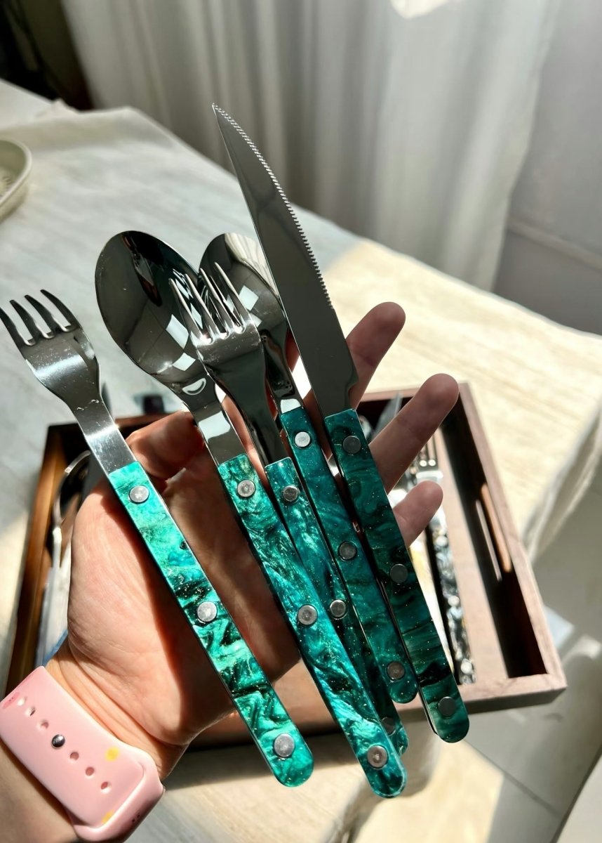 Set di 10 posate moderne ed eleganti in stile Terra - Posate in stile bistrot